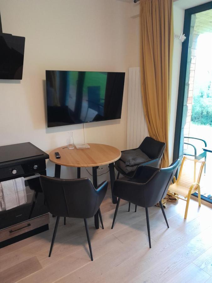 Apartman Pod Jasanem Hojsova Straz Brcalnik Apartment Zelezna Ruda Bagian luar foto